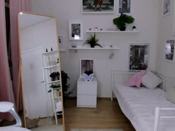 webcam girl lottie_shine today image #2545207