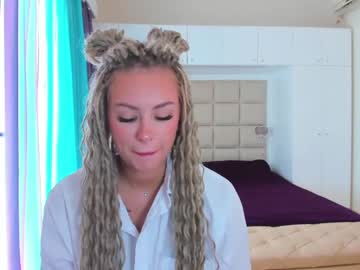 webcam girl 8a8y_nura today image #2427566