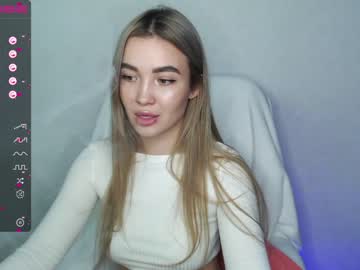 webcam girl yourvirusqueen_ today image #2223407