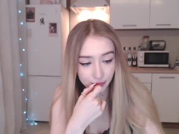 webcam girl gudeeetama today image #220246