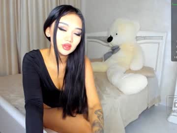 webcam girl miyong_7 today image #1182477