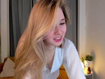 webcam girl milablush today image #3417438