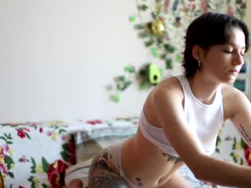 webcam girl spacecat3 today image #2198245
