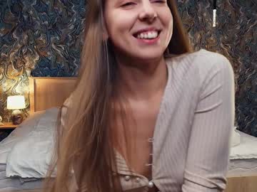 webcam girl lynneharding today image #4054306