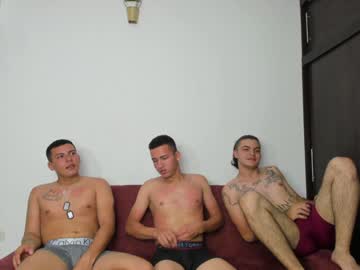 webcam man apolos_mens today image #1758951