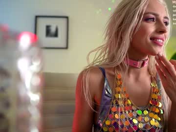 webcam girl peach_me today image #262227