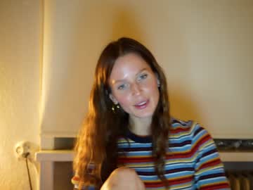 webcam girl ellaa91 today image #2853134