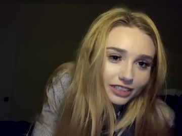 webcam girl princesshannnnn today image #499769