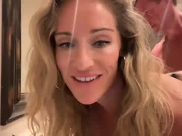 webcam couple hotwifeexperience today image #2590839
