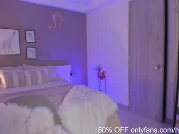 webcam girl melaniewood today image #2124323