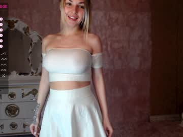 webcam girl welcome2pleasureland today image #3427372