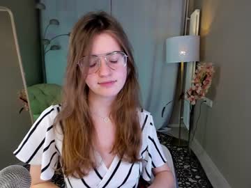 webcam girl zlata_luna today image #489901