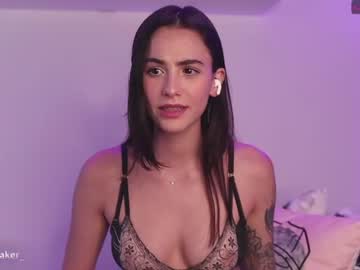 webcam girl gia_baker today image #196843