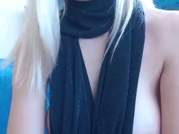 webcam girl tiffany925 today image #697918