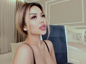 webcam girl bae_suz today image #1016674