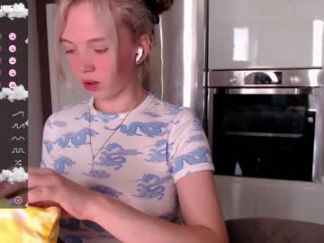 webcam girl small_blondee today image #2535885