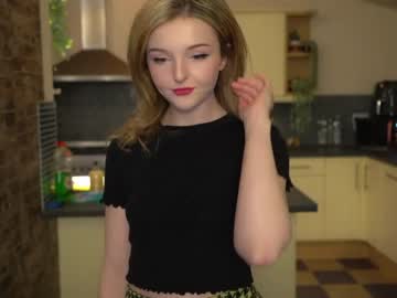 webcam girl lucydelovely today image #3470898