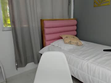 webcam girl roberta_lipa today image #2357920