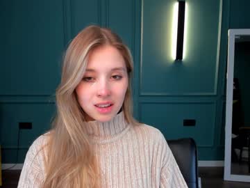 webcam girl milablush today image #3920655
