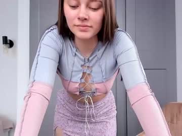 webcam girl eleonora_linn today image #2040000