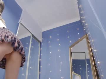 webcam girl maylee__ today image #3944953