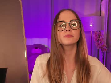 webcam girl _luminouss_ today image #1271410