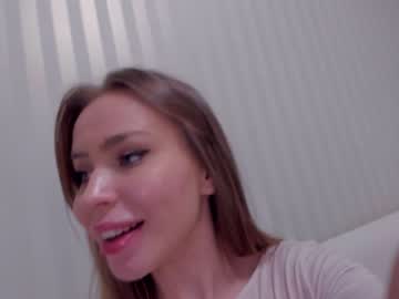 webcam girl aminaswan_ today image #817763