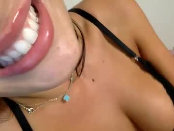 webcam girl valentinnaxoxo today image #4074757