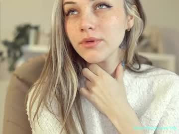 webcam girl mia_milagros today image #1807931
