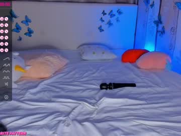 webcam girl ginthebottle today image #3876267