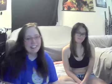 webcam couple neopolotinsakura420 today image #3646189