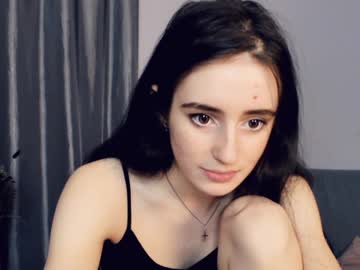 webcam girl lisawoo today image #210798