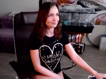 webcam girl jennycutey today image #1082757