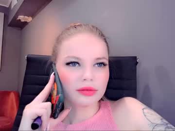 webcam girl leiavelvet today image #1429633