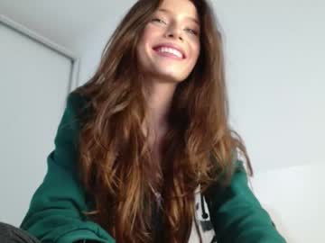 webcam girl isia_slay today image #2499016