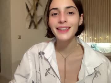 webcam girl crown_of_vice01 today image #3132367