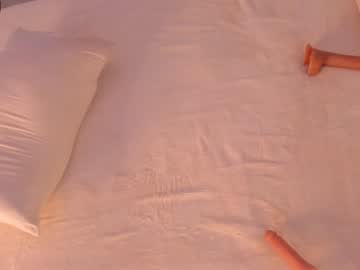 webcam girl aerri_lee today image #2594100