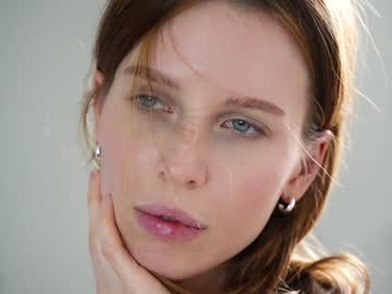 webcam girl ellaa91 today image #3590520