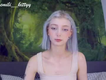 webcam girl lit1le_kitty_ today image #2313010