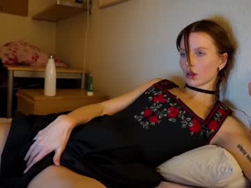 webcam girl ellaa91 today image #3268328