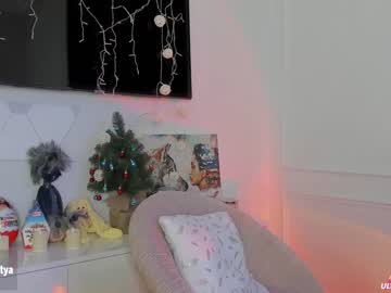 webcam girl sweety_rinushka_ today image #726055