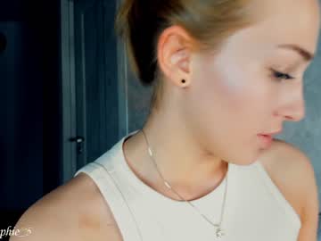 webcam girl sophie_5 today image #1813259