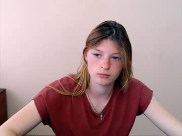 webcam girl lolli_fox_ today image #2053790