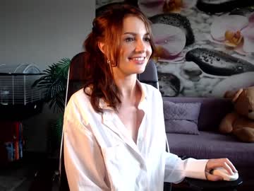 webcam girl jennycutey today image #2203458