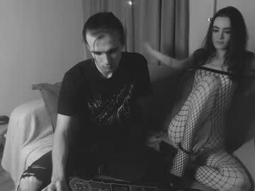 webcam couple dealerslat today image #3038296