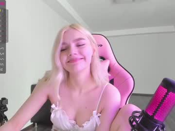 webcam girl allotropp today image #3813227