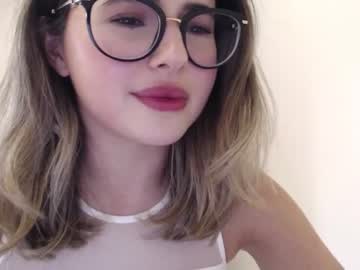 webcam girl playnofuckinggames today image #1066262