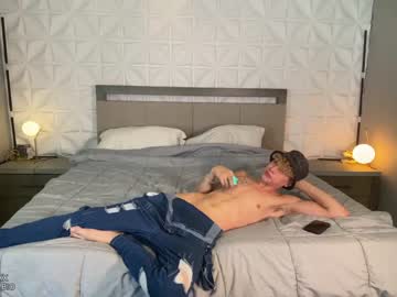 webcam man twinkzz101 today image #2682395