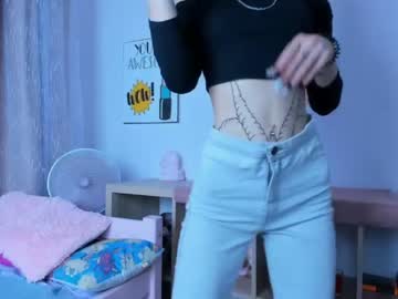 webcam girl erika__lodge today image #2270323