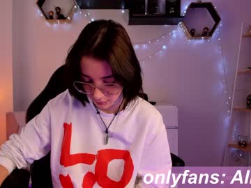 webcam girl thecosmicgirl today image #3439421